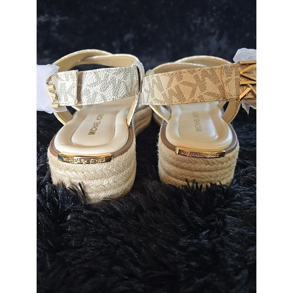 Woman's Sandals MICHAEL Michael‎ Kors Lynn Espadrille Sandal